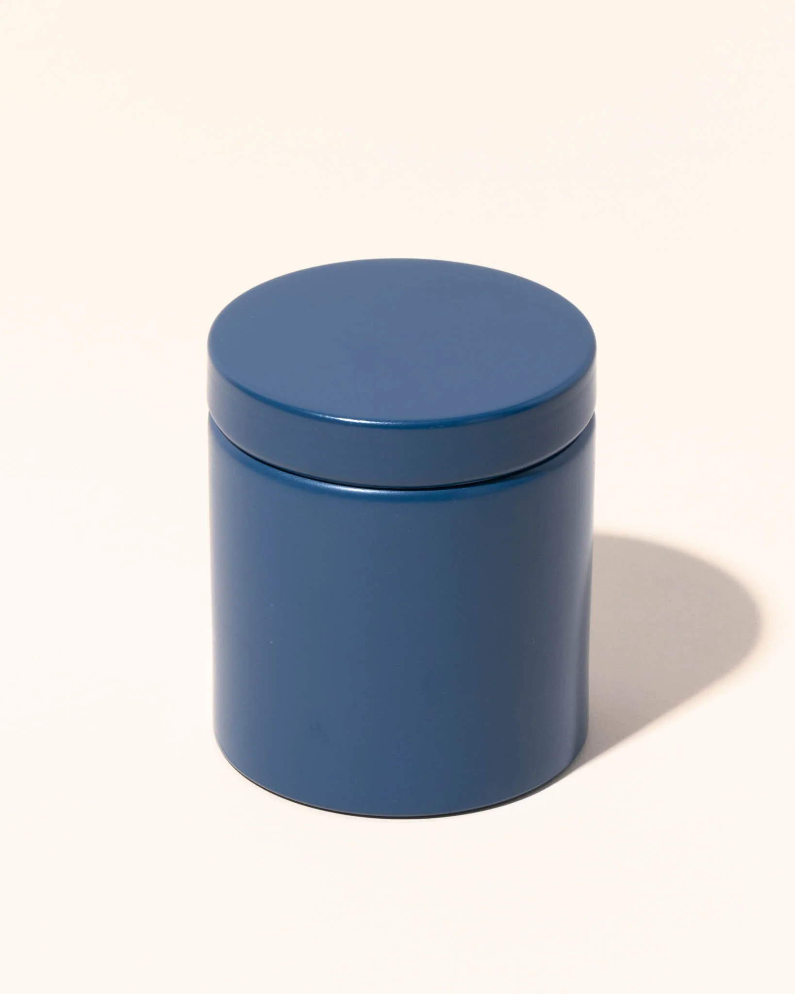 9oz glam™ candle tin & lid - Image 17