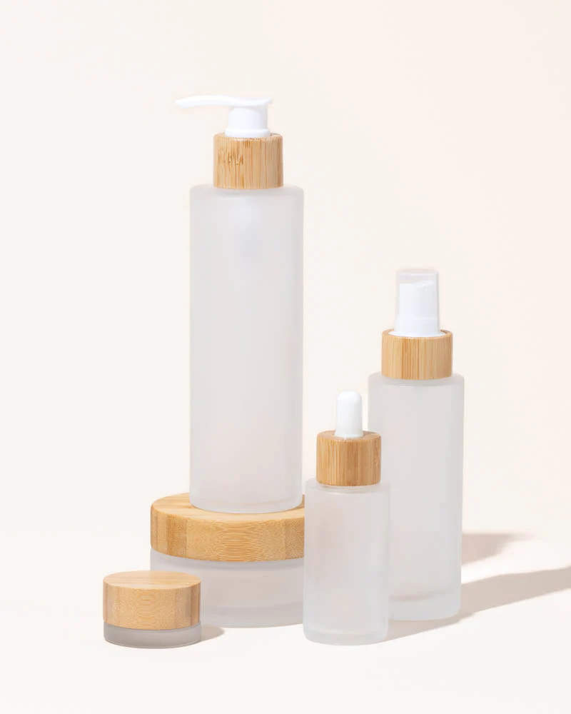 6.7oz / 200ml frosted glass & bamboo lotion bottle - Image 3